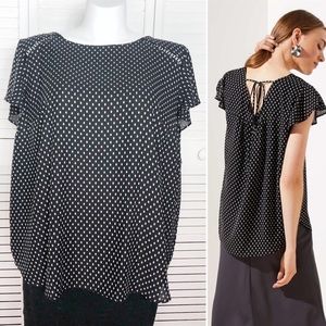 Loft dotted tie back flutter top
